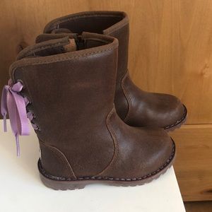 Little girls Uggs